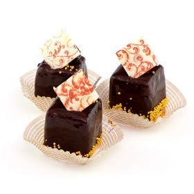 <strong>Monoporcja o smaku cytryny (minimalne zamówienie 6 szt.)</strong>Słodki stół