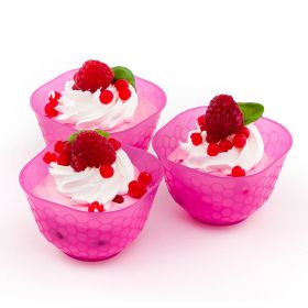 <strong>Bubble tea o smaku maliny (minimalne zamówienie 6 szt.)</strong>Słodki stół