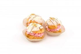 <strong>Mini ptyś z kremem truskawkowym (minimalne zamówienie 10 szt.)</strong>Słodki stół